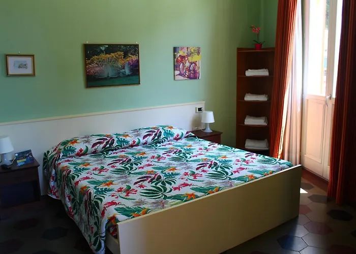 Hotel Del *